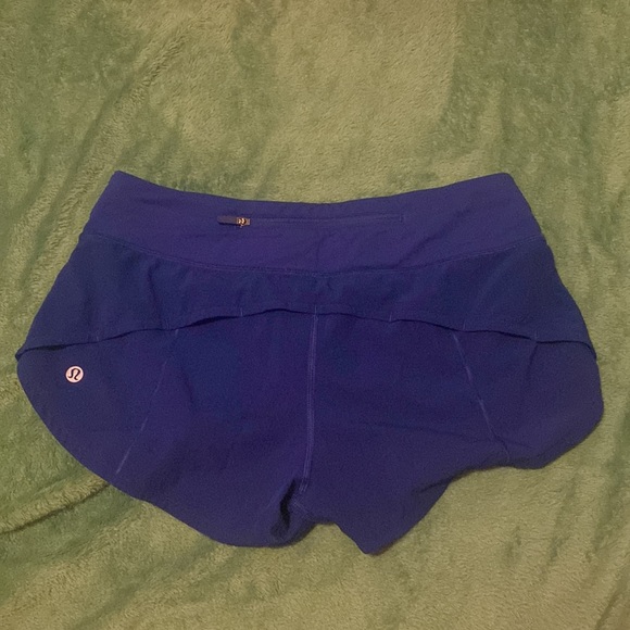 Lululemon Speed Up Shorts - Picture 2 of 5